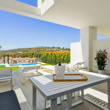 New Modern House With Private Pool
