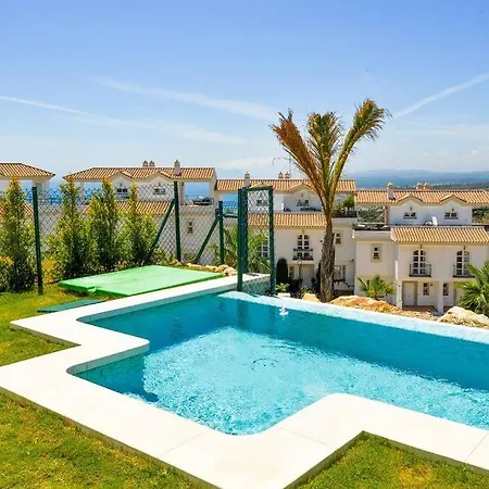 New Modern House With Private Pool *