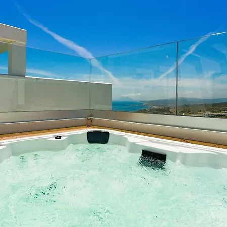 New Modern House With Private Pool Holiday home *