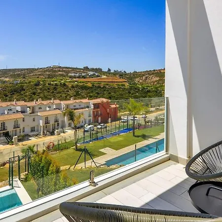 New Modern House With Private Pool