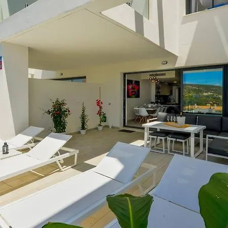 Holiday home New Modern House With Private Pool Manilva