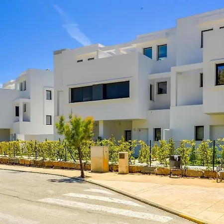 New Modern House With Private Pool Holiday home Manilva