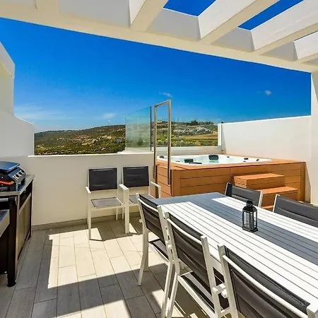 Holiday home New Modern House With Private Pool *
