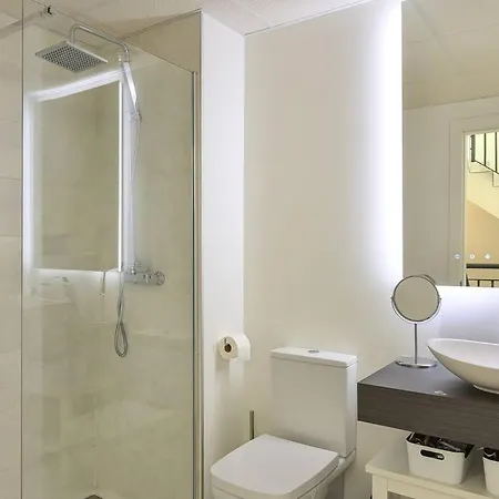 New Modern House With Private Pool Holiday home Manilva